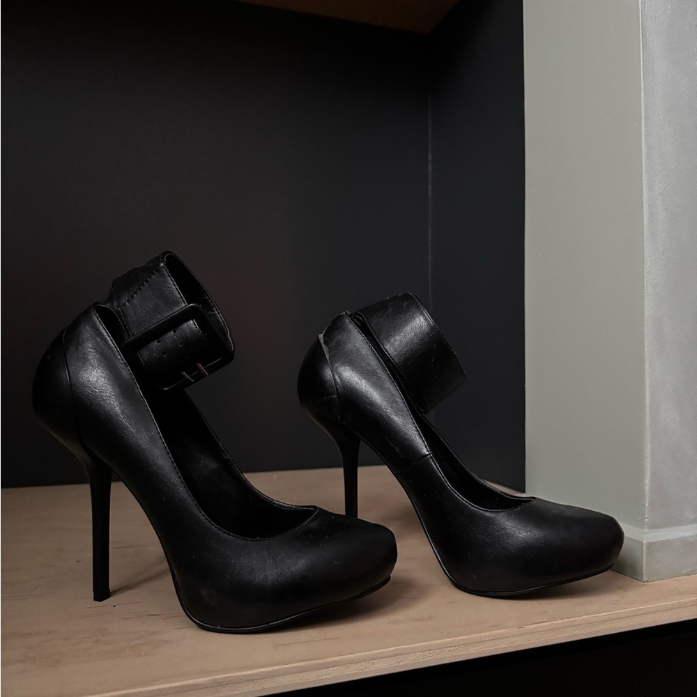 Sleek Black Platform Stiletto Heels